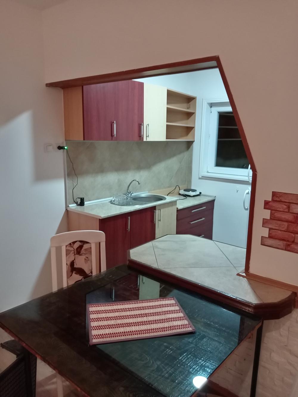 Slika 2 - beogradska 11, Četvorosoban stan za izdavanje, 120m2, 600€